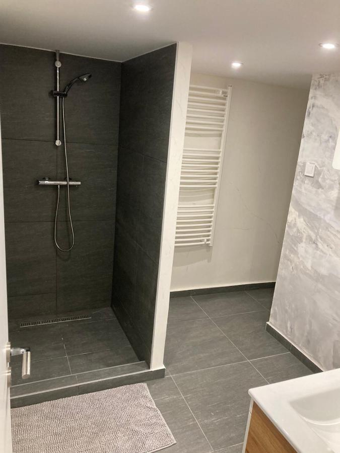 Full Equipment Designed In The Heart Of For 4 People * Budapešť