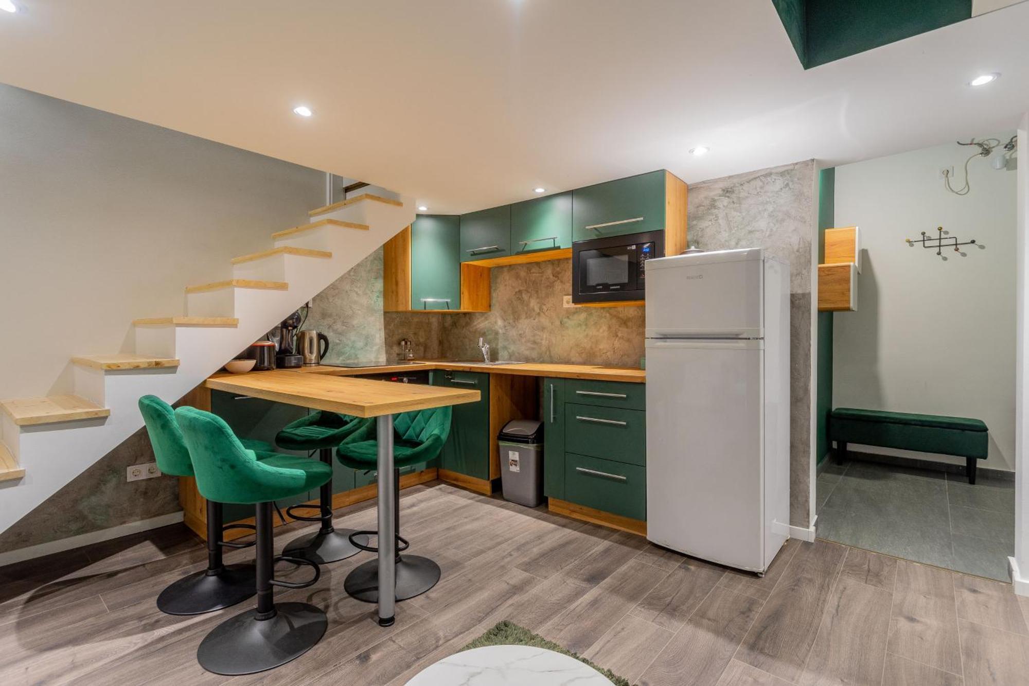 Full Equipment Designed In The Heart Of For 4 People Budapešť