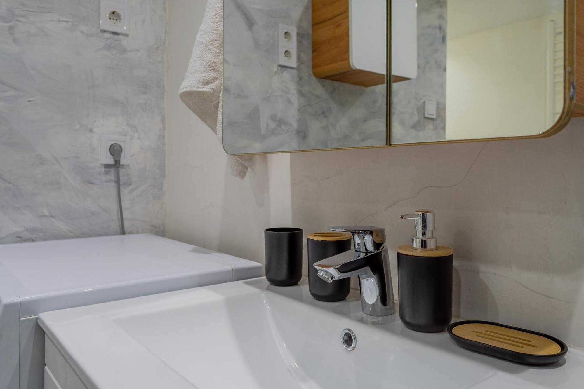 Lejlighed Full Equipment Designed In The Heart Of For 4 People *