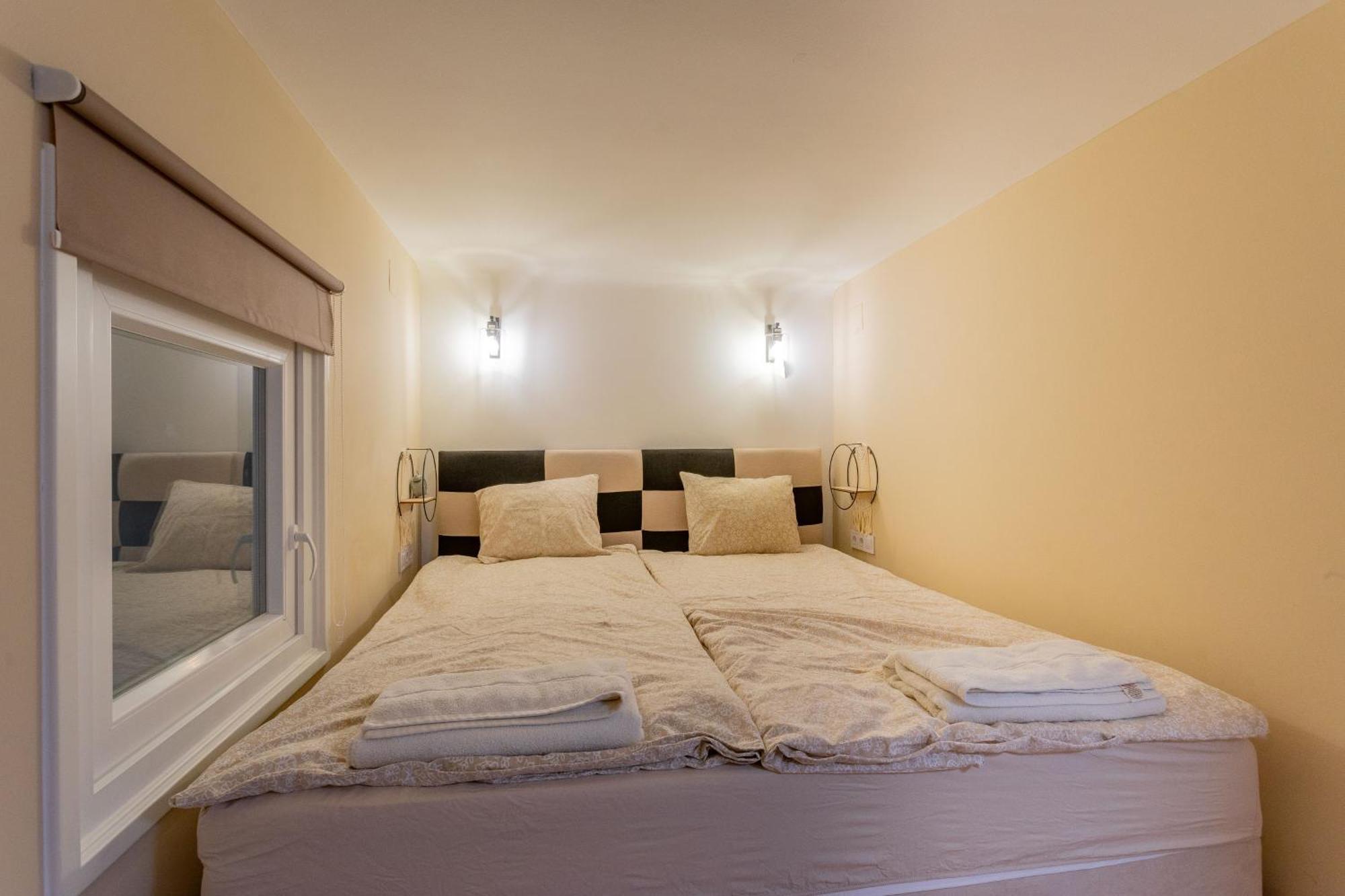 Lejlighed Full Equipment Designed In The Heart Of For 4 People