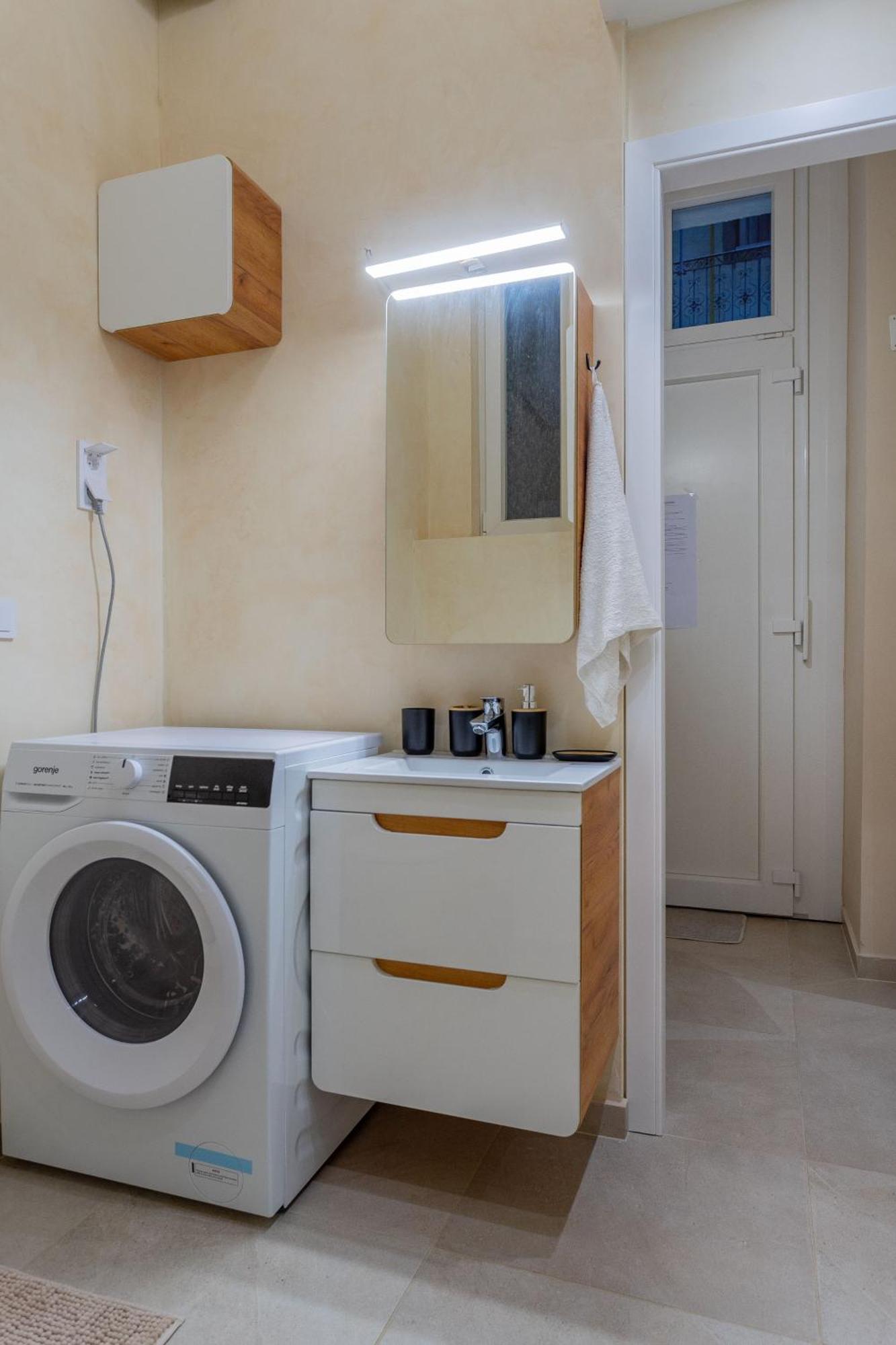Full Equipment Designed In The Heart Of For 4 People Lejlighed *